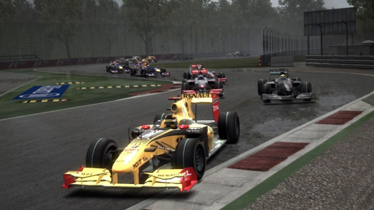 Обзор F1 2010