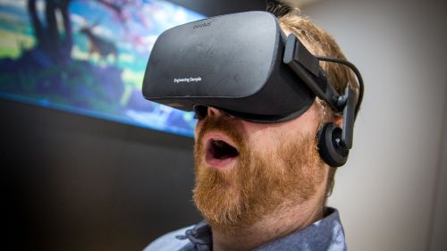 VR-шлем Oculus Rift значительно упал в цене