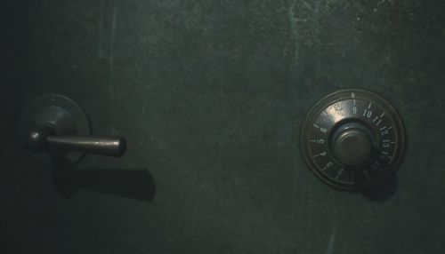 Сейфы в Resident Evil 2: расположение и коды