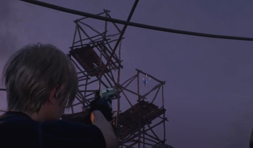 Уничтожьте синие медальоны 2 в Resident Evil 4: где найти в Карьере